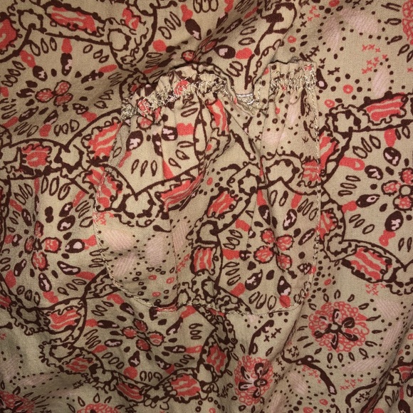 Patterned button up! - Picture 2 of 3